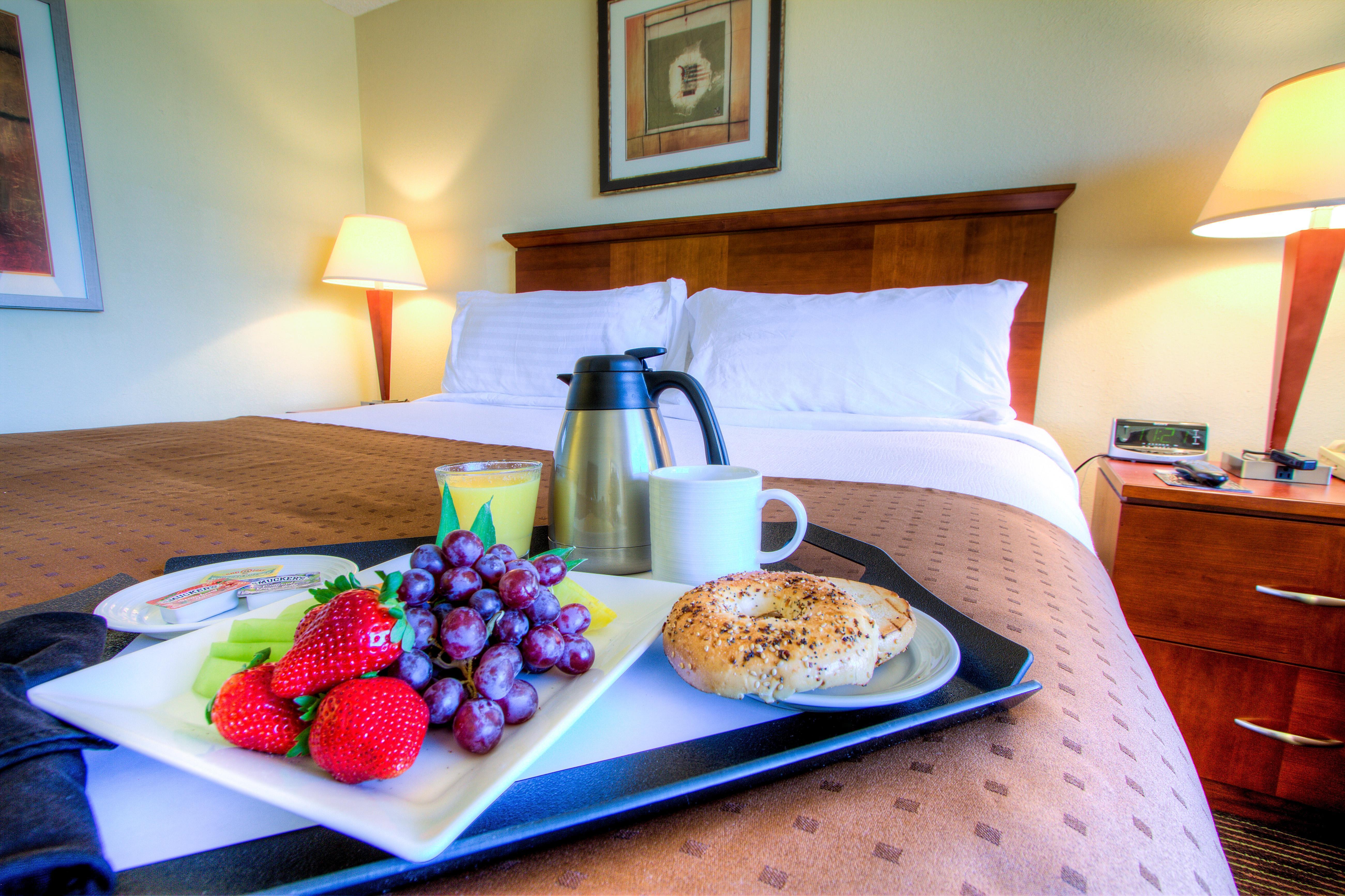 Westshore - Airport Area By Ihg 3*