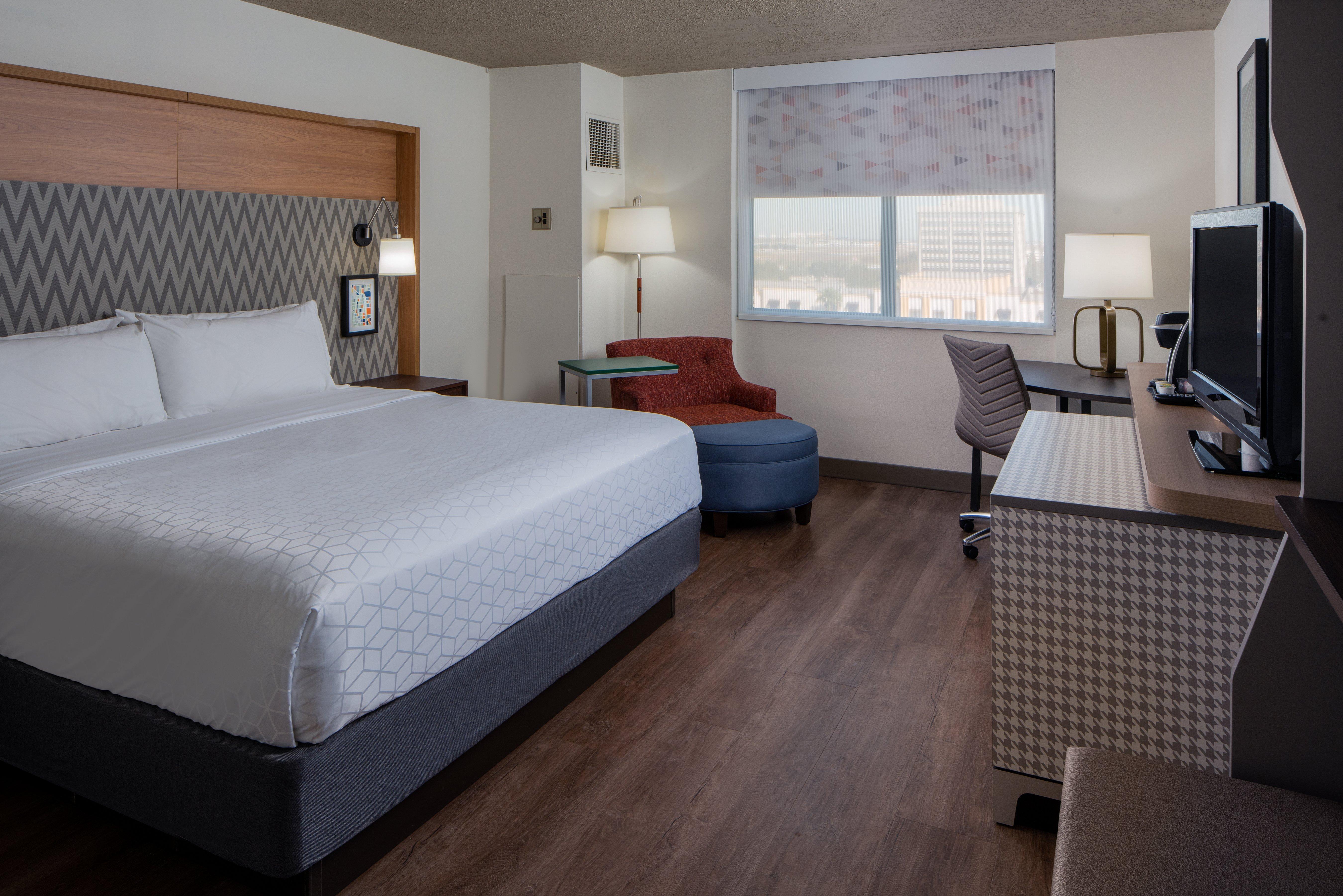 Westshore - Airport Area By Ihg 3*